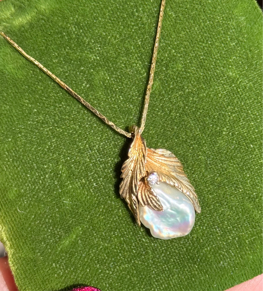 Pretty 14k Gold Baroque & Diamond Accented Leaf Motif Pendant (NO CHAIN)