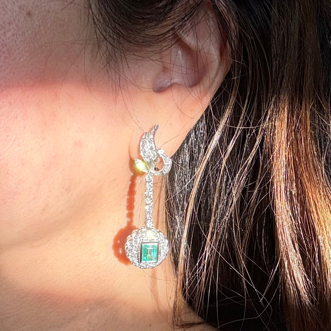 Vintage White Gold Natural Emerald and Diamond Statement Bridal Dangle Earrings