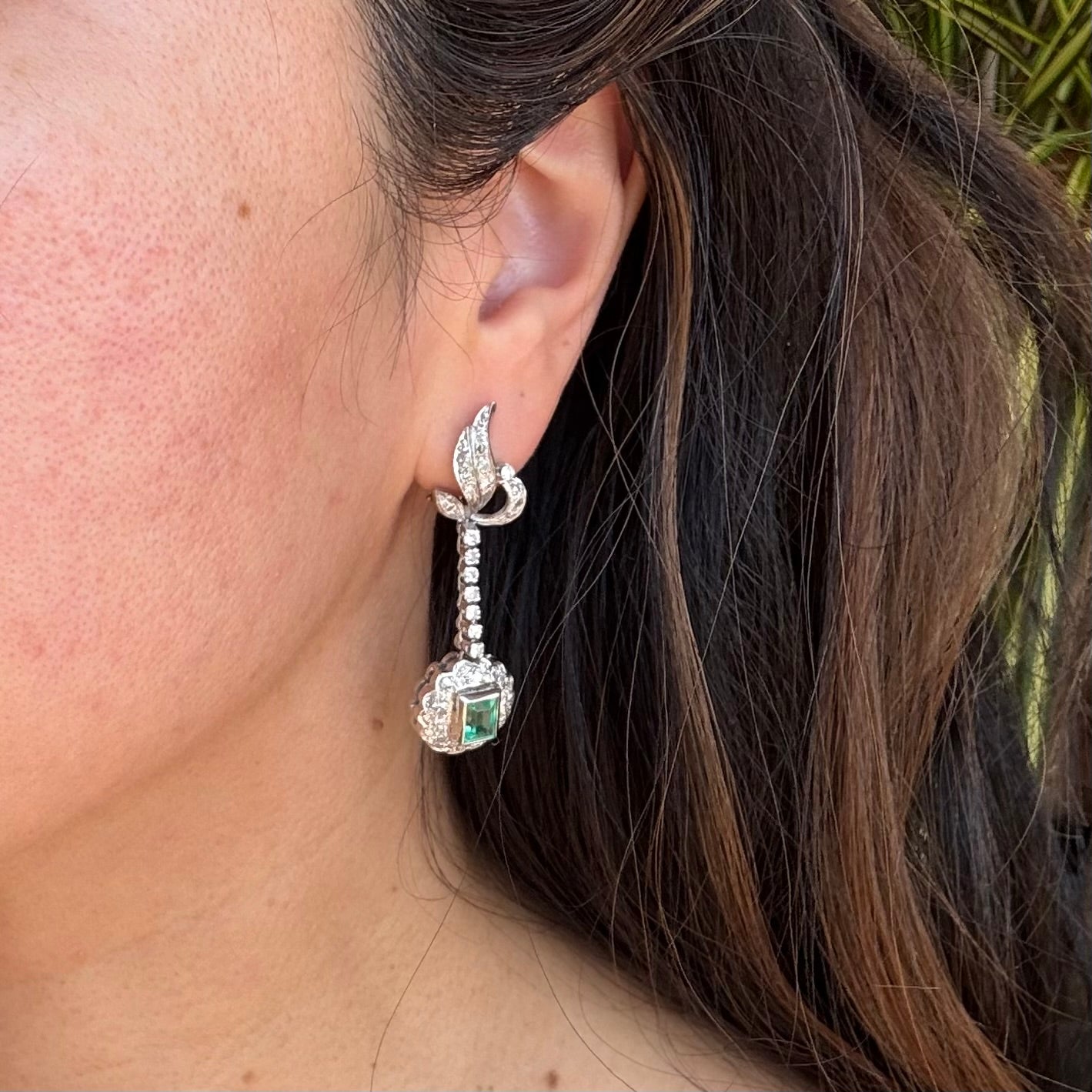 Vintage White Gold Natural Emerald and Diamond Statement Bridal Dangle Earrings