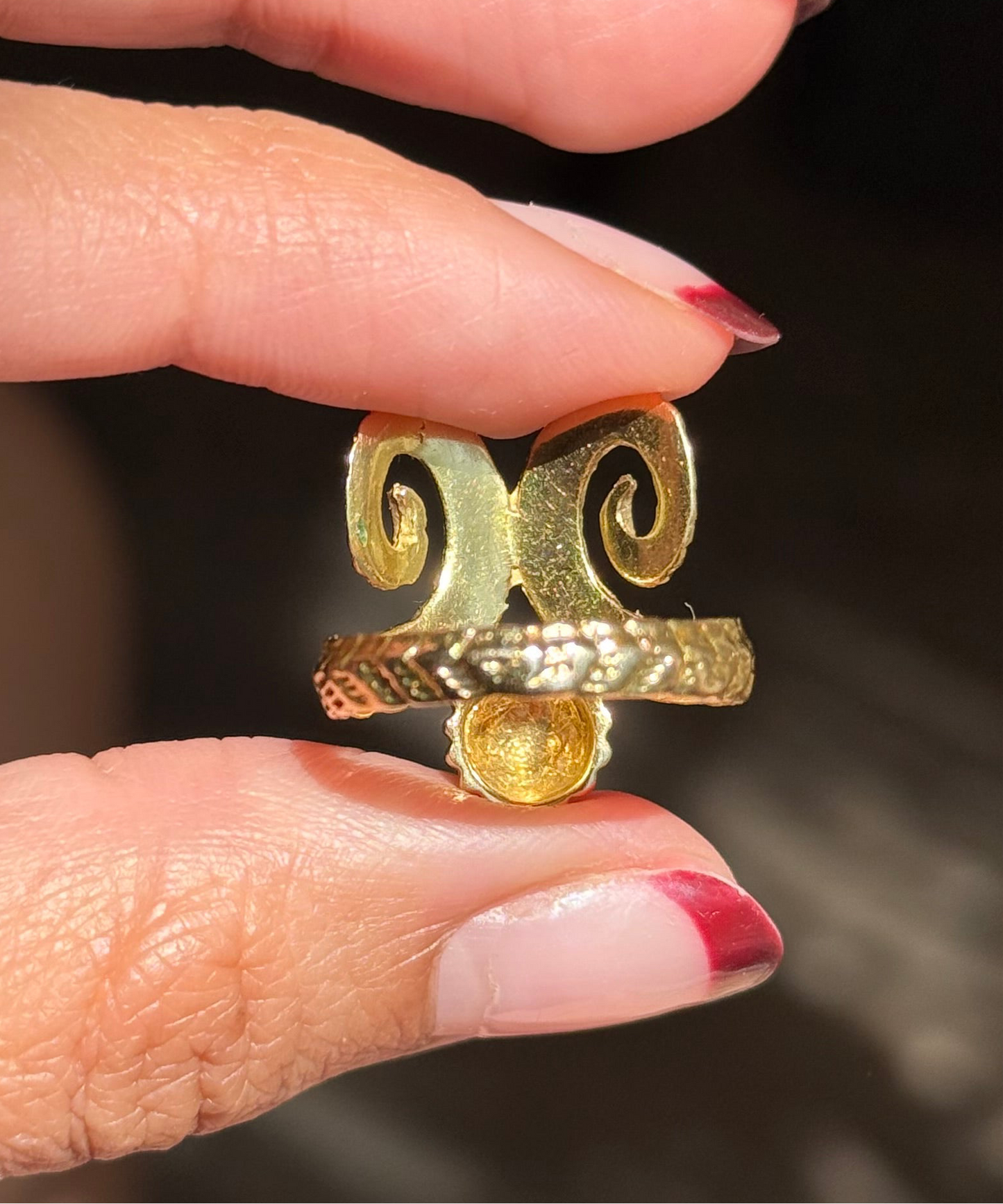 Awesome 18k Gold and Green Enamel Rams Horns Statement Ring Size 6