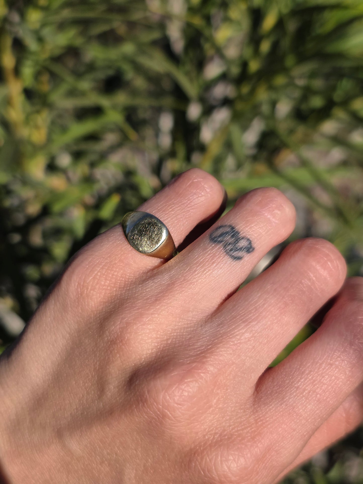 10k Gold Blank Signet Pinky Ring Size 4.25