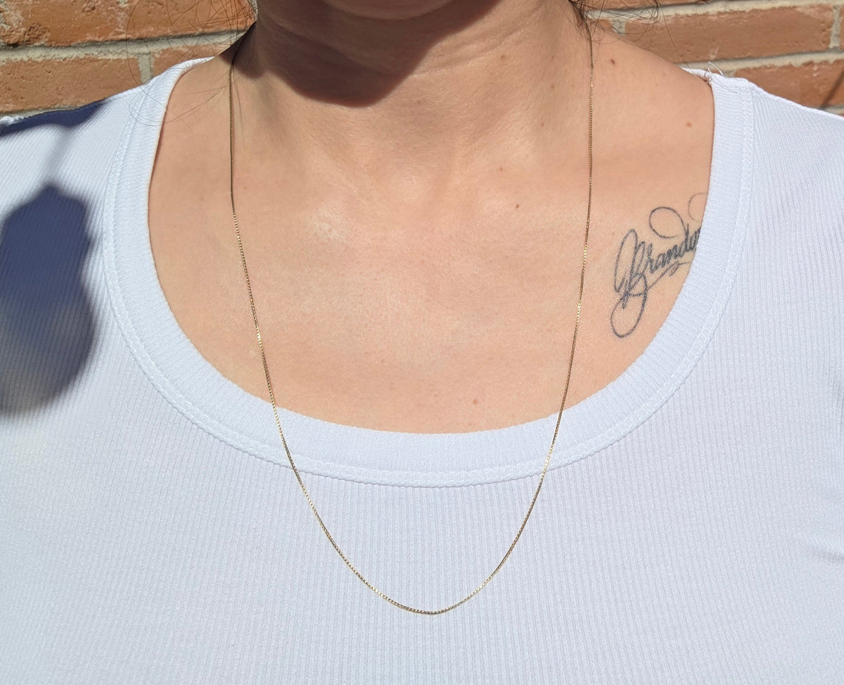 Vintage 14k Italian Gold Delicate Box Chain Necklace | 24"