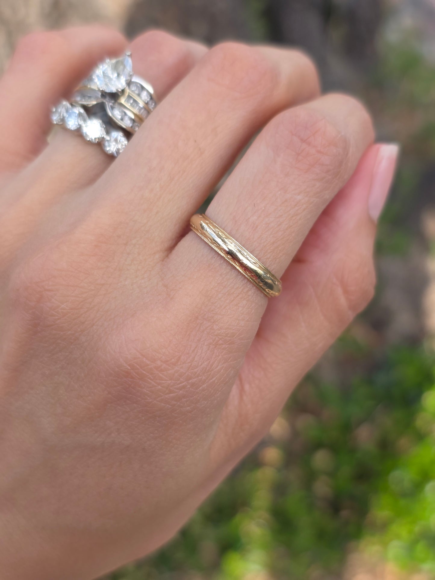 Vintage Etched Solid 14k Gold Band Ring Size 6