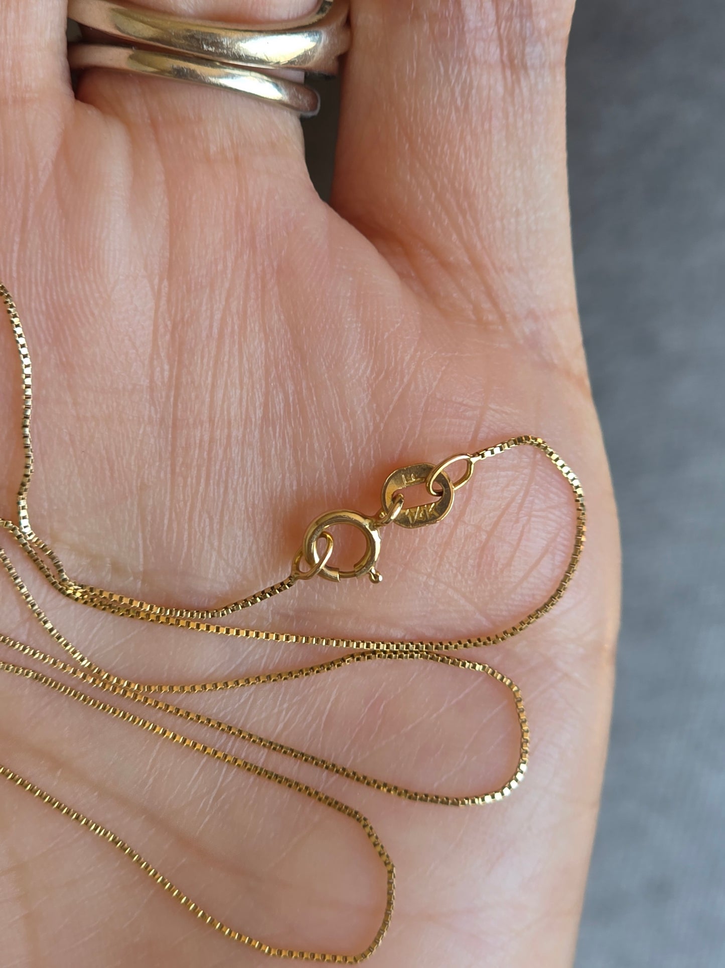 Gorgeous 14k Solid Gold Hefty Shadow Box Framed Marquise Diamond Pendant With Dainty Box Chain 18"