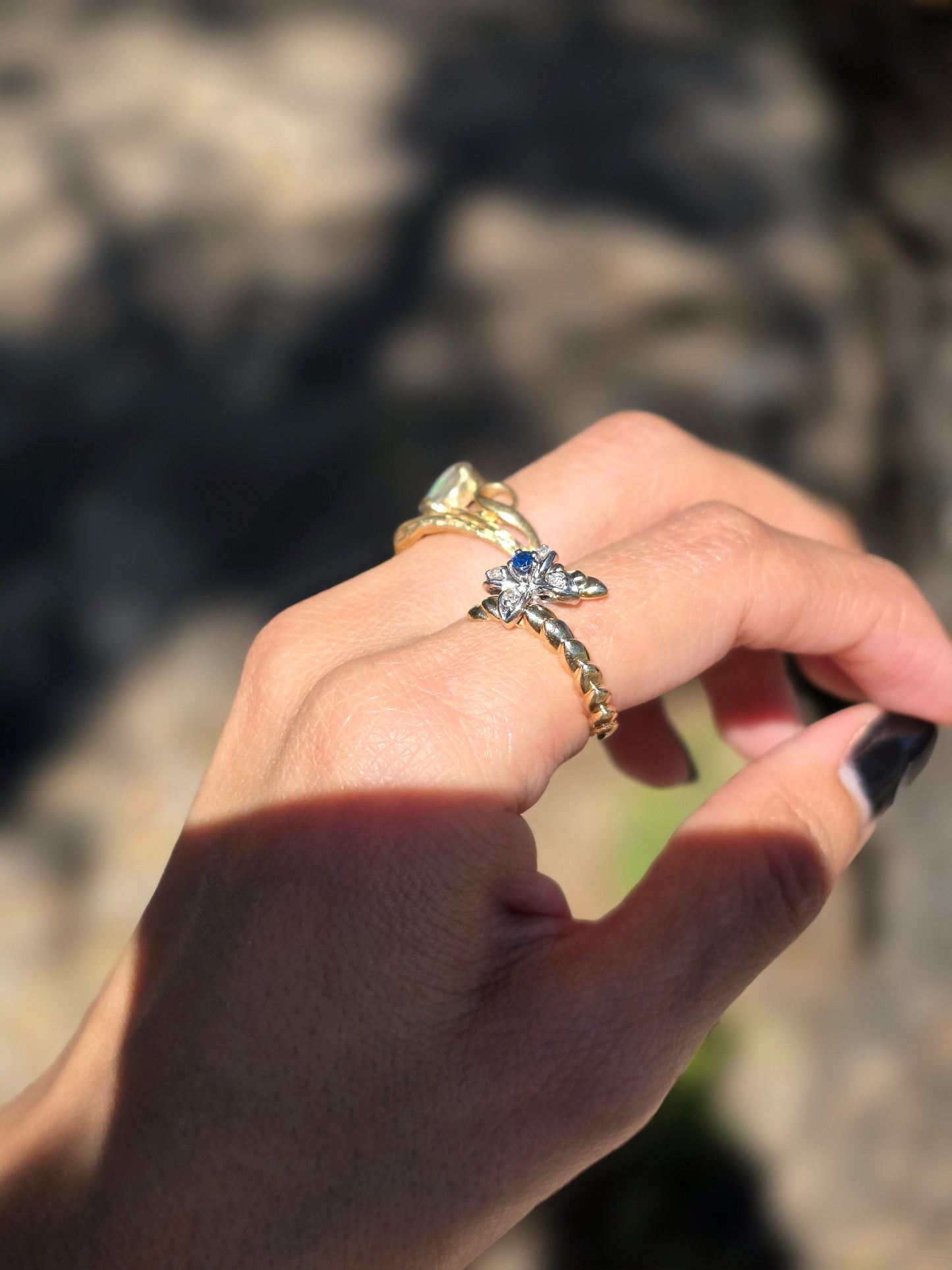 Beautiful 14k Two Toned Bypass Flower Sapphire and Diamond Ring Size 6.5