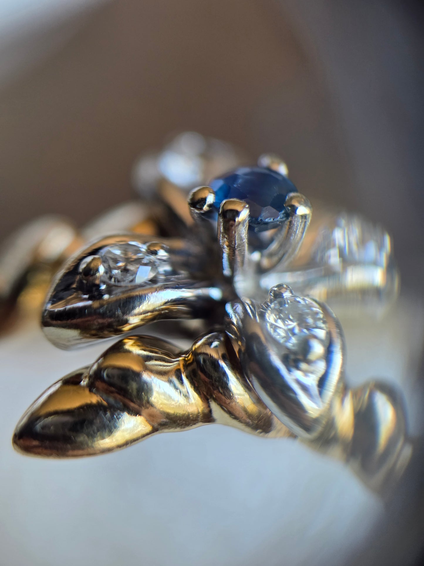 Beautiful 14k Two Toned Bypass Flower Sapphire and Diamond Ring Size 6.5