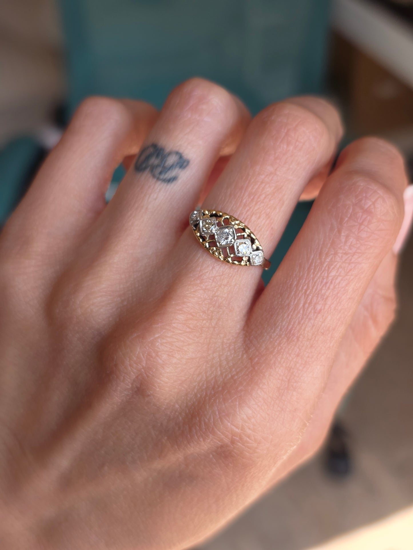Beautiful Vintage Geometric Openwork Lattice 10k Two Toned Diamond Boat Ring Size 5