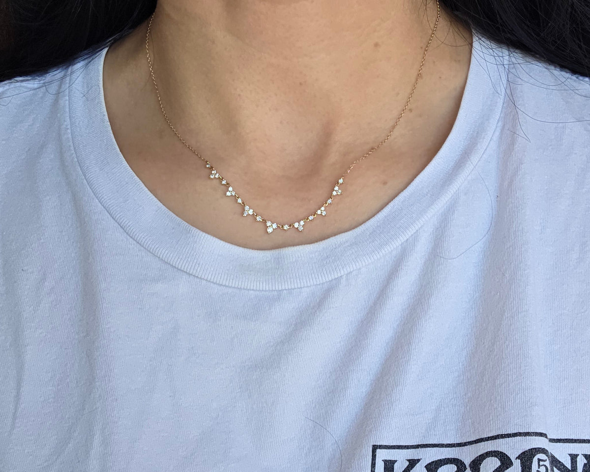 Gorgeous 10k Gold Dainty .40CTW Trefoil Diamond Station Necklace Adjustable Length 16"/17"/18"