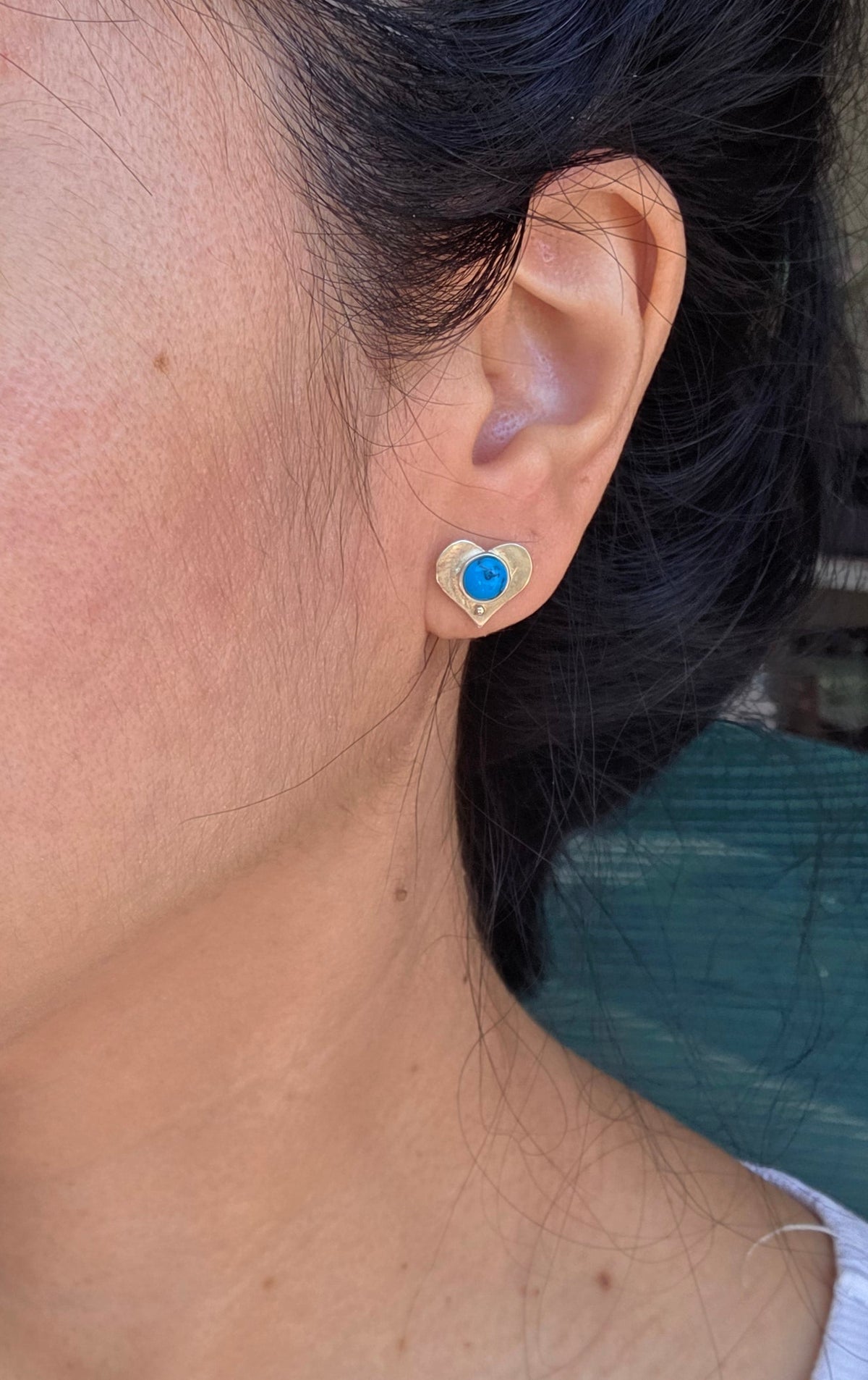 Pretty Sterling Silver Bezel Set Round Turquoise Heart Stud Earrings