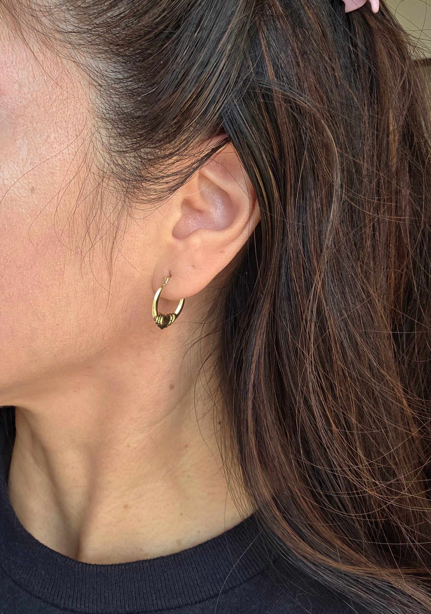 Adorable 14k Gold 3/4" Small Lightweight Heart Hoops