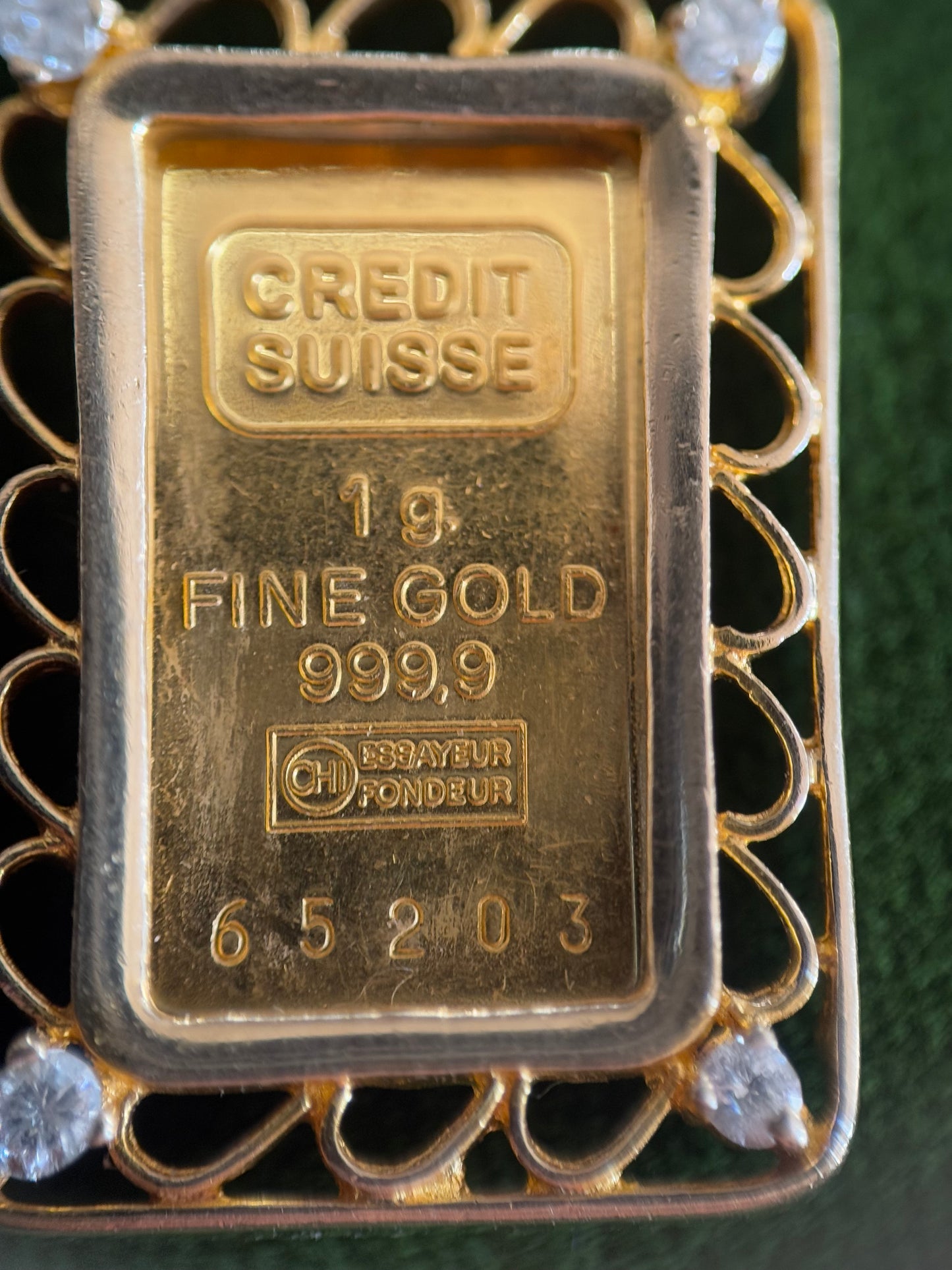 24k Credit Suisse 1g Fine Gold 999.9 Mini Gold Bar In 14k Frame Diamond Pendant (NO CHAIN)