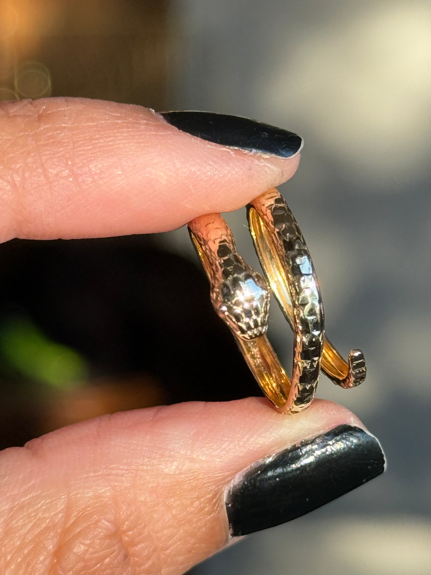 Awesome 18k Gold Textured Wrap Style Snake Ring