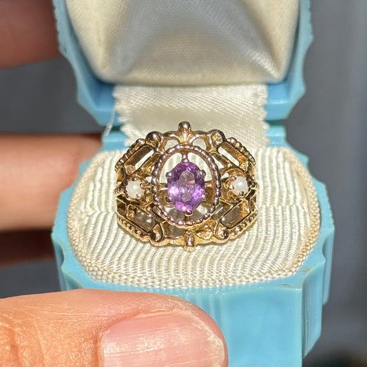 Beautiful 14k Gold Amethyst Pearl Vintage Ring Size 4.5