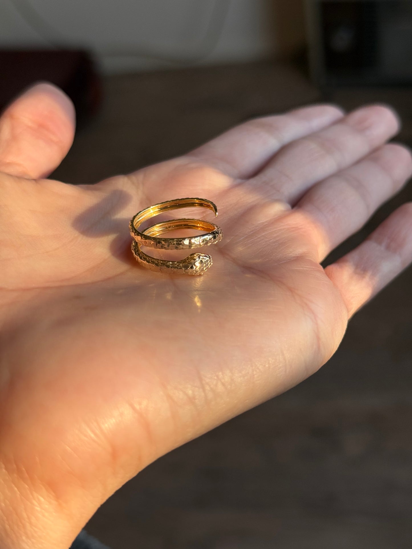 Awesome 18k Gold Textured Wrap Style Snake Ring