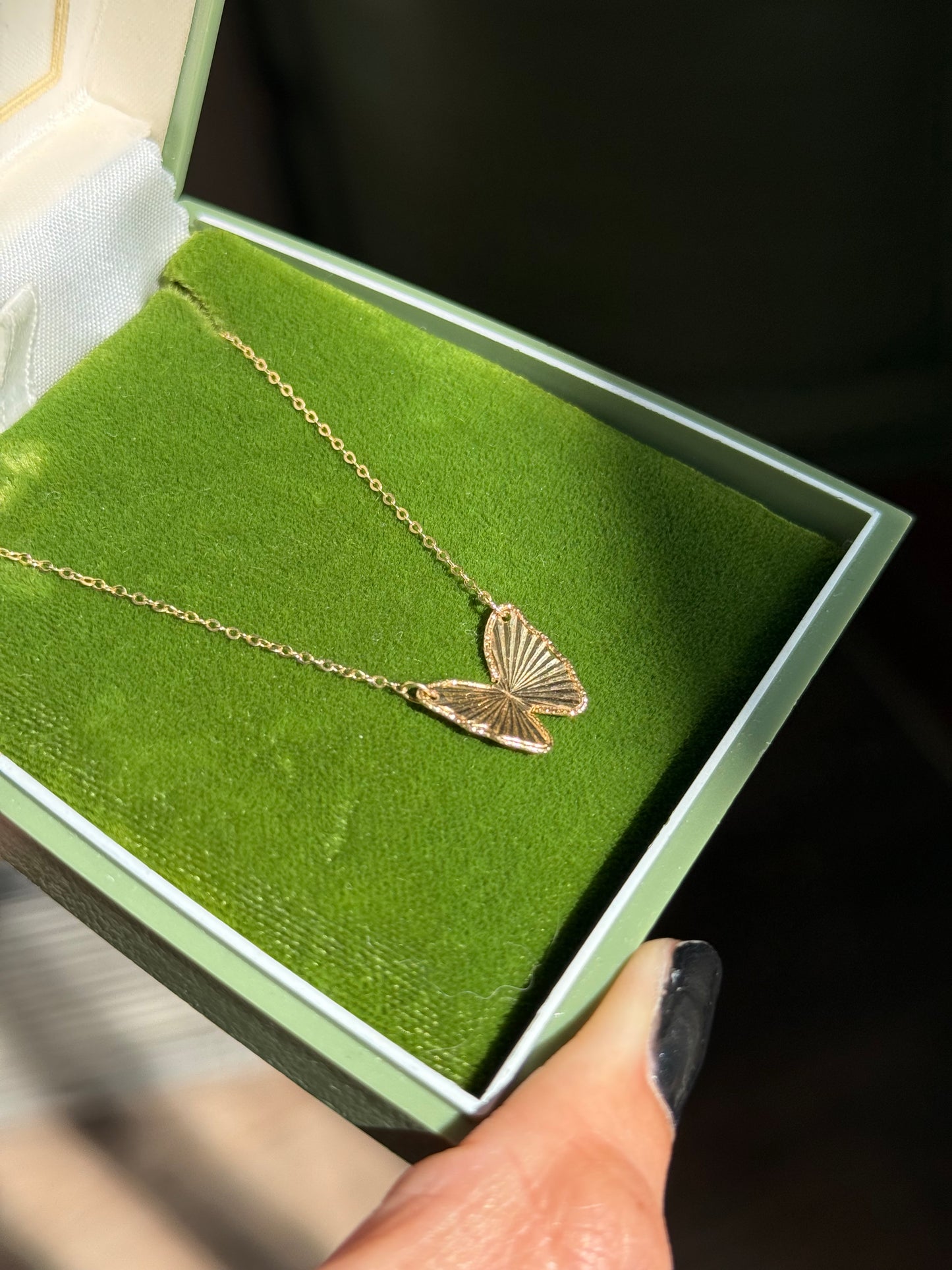 Lovely Dainty & Delicate Butterfly 10K Gold Adjustable Necklace 16-18”