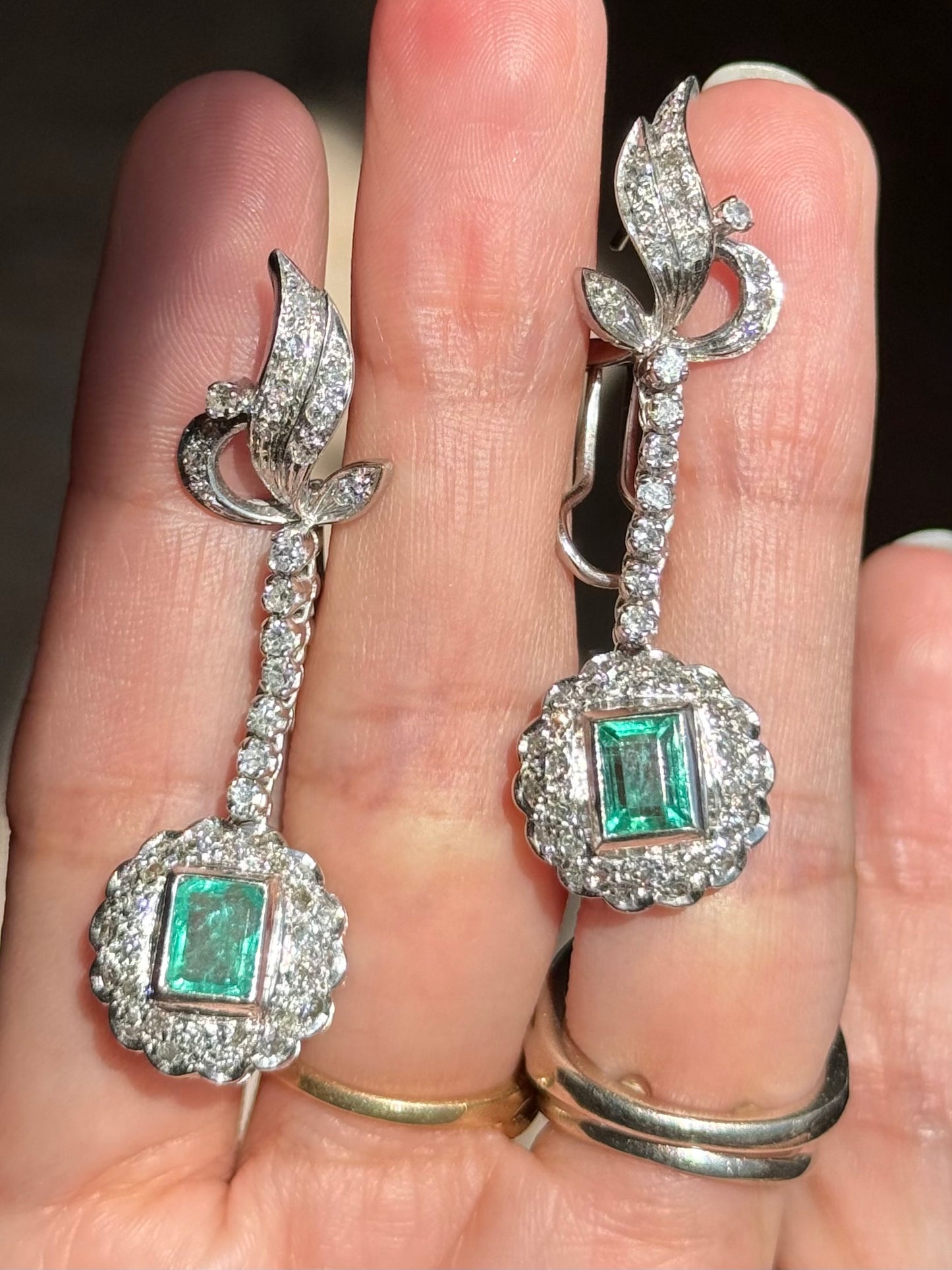 Vintage White Gold Natural Emerald and Diamond Statement Bridal Dangle Earrings