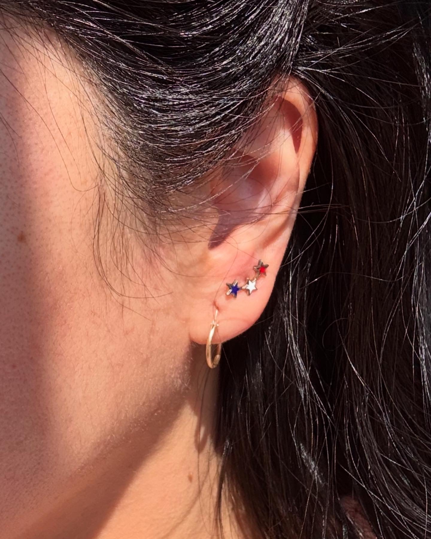 Lovely 14k Gold Red White & Blue Enamel Star Ear Climber Stud Earrings