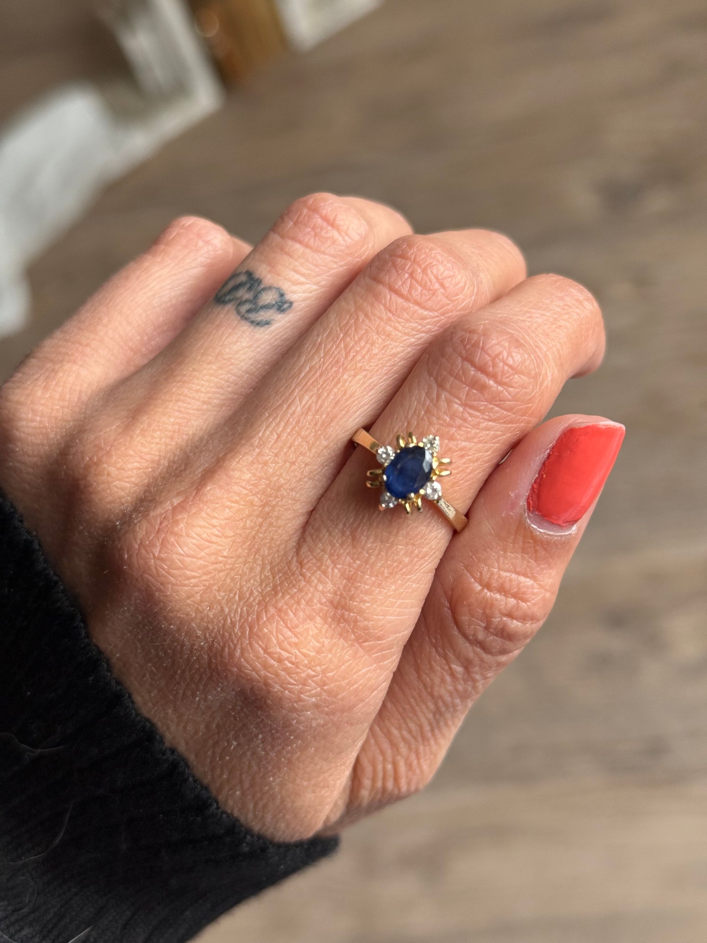 Beautiful 1 Carat Sapphire and Diamond Accent Ring Size 6