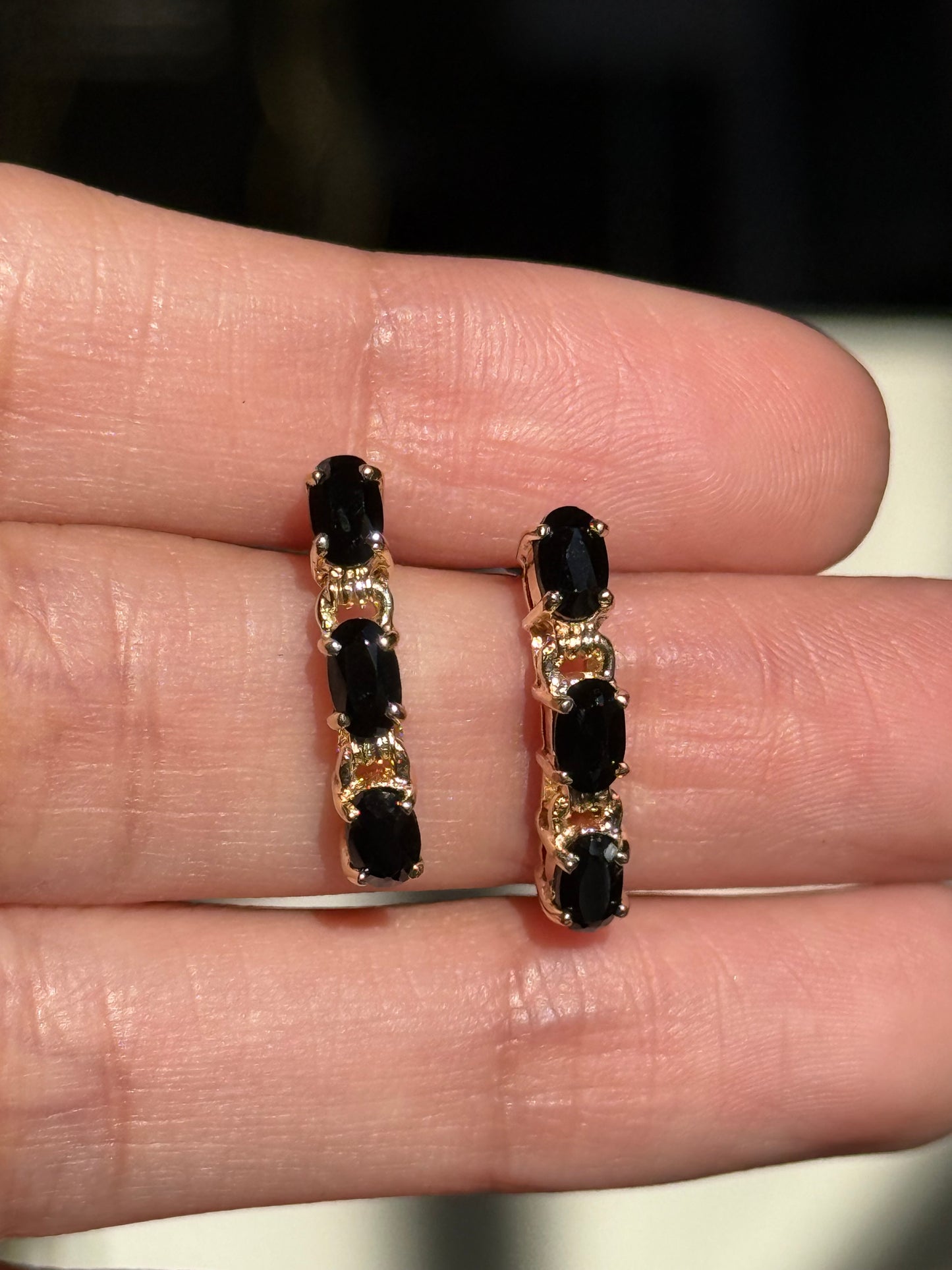 Awesome 1.50ctw Onyx 14k Gold Half Hoop Earrings