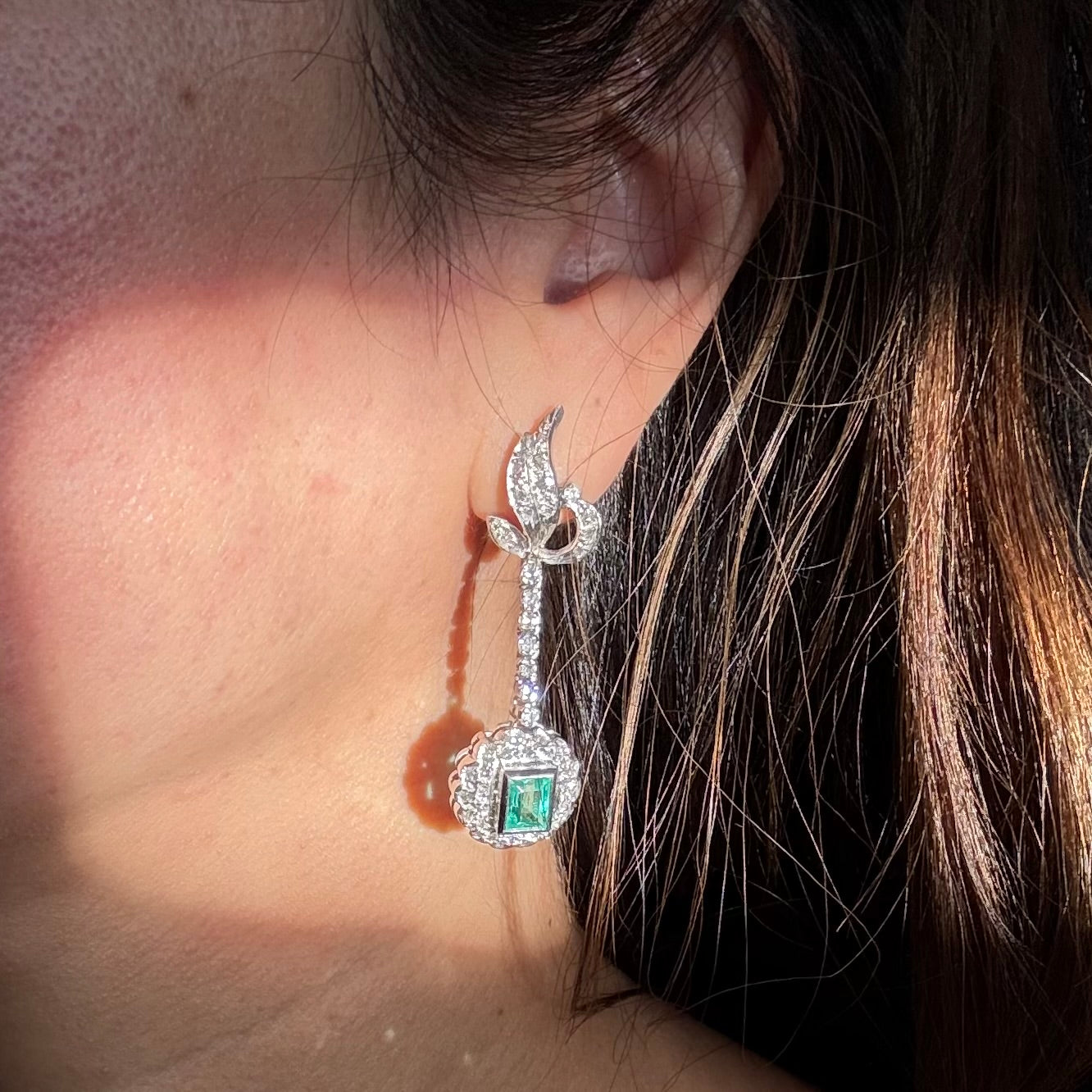Vintage White Gold Natural Emerald and Diamond Statement Bridal Dangle Earrings