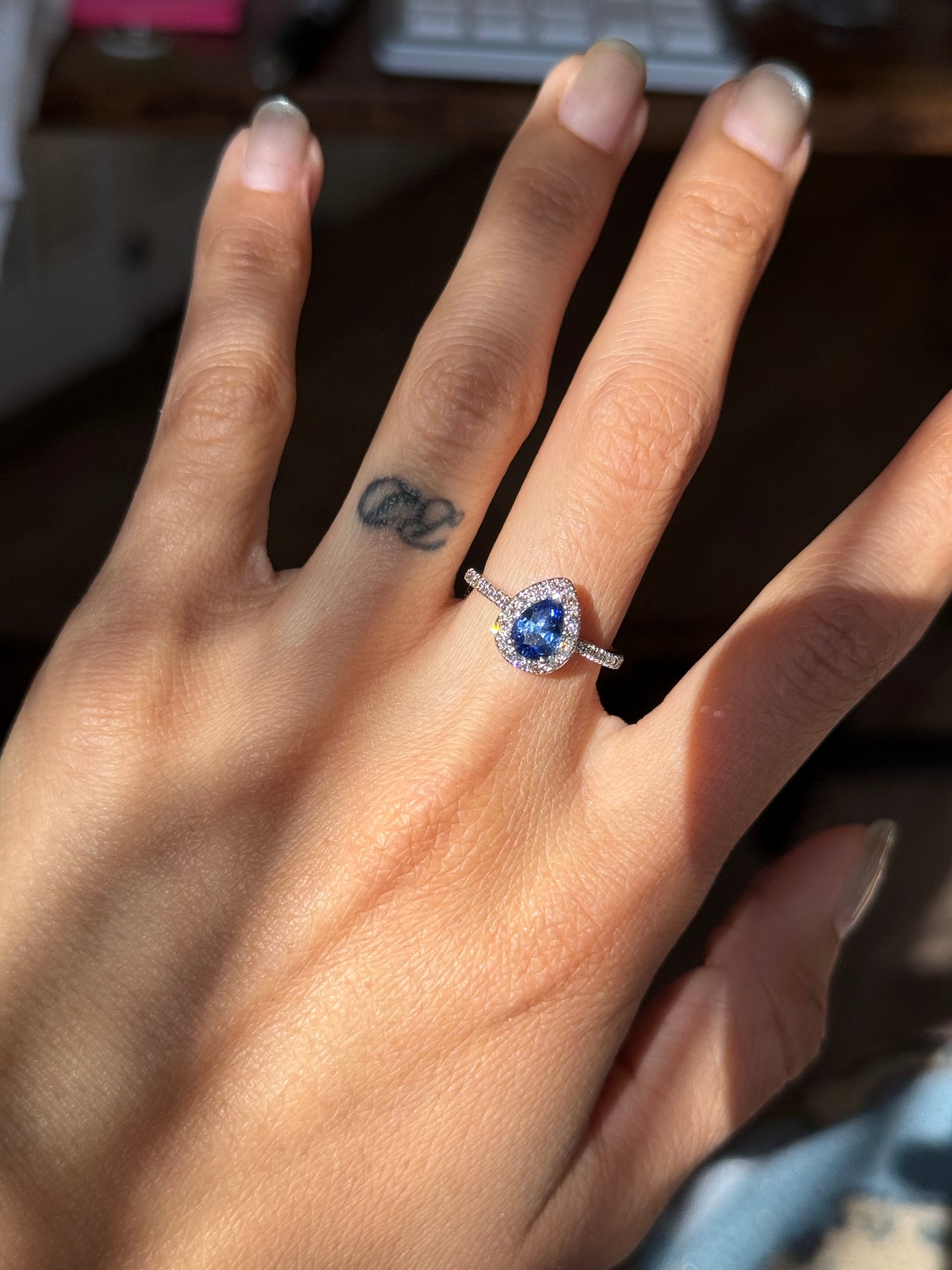 Stunning 1.45tcw Pear Cut Ceylon Sapphire & Diamond Halo 14k White Gold LeVian Ring Size 4.5
