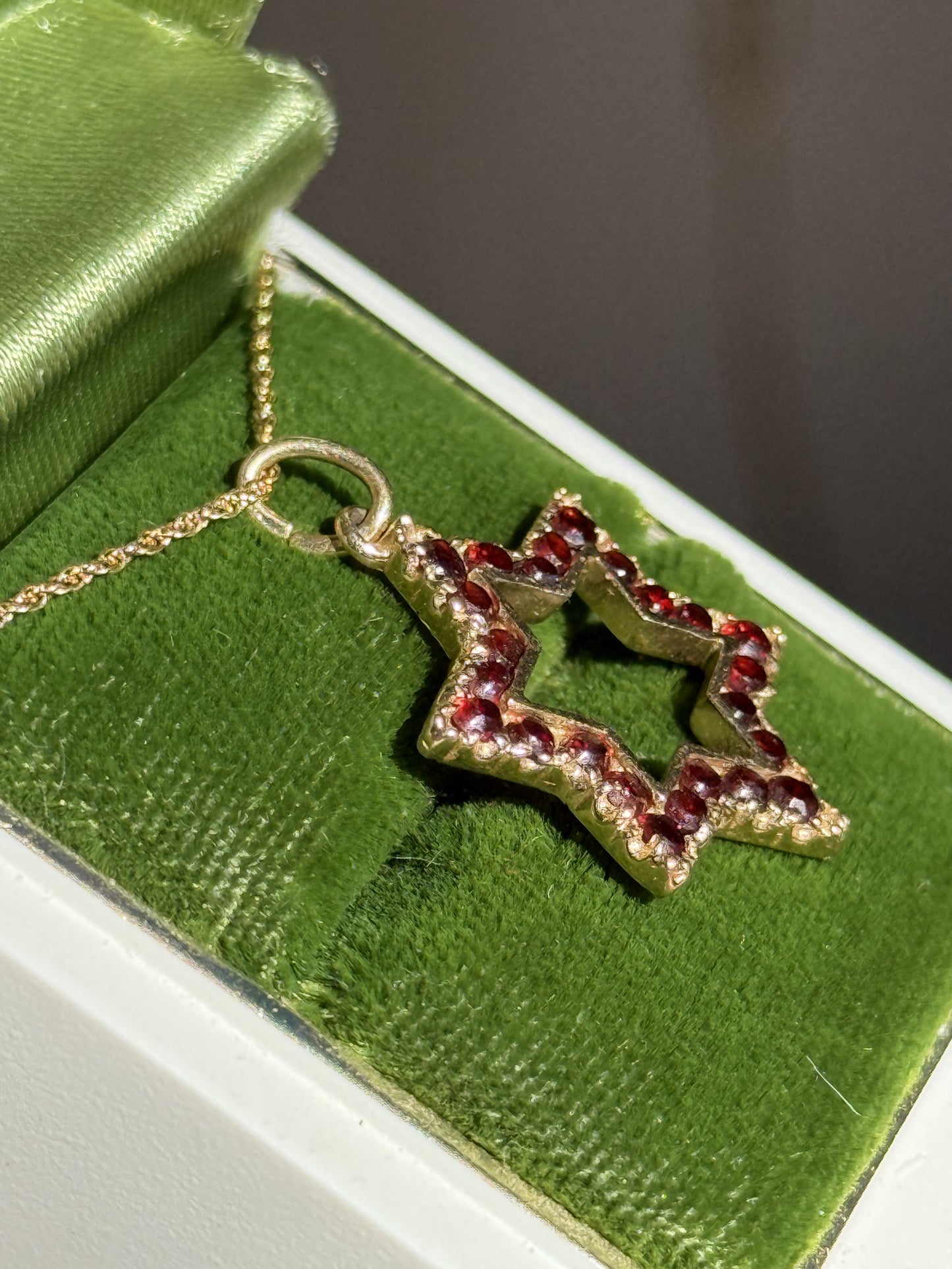 14k Gold Vintage Garnet Star of David Pendant (NO CHAIN)