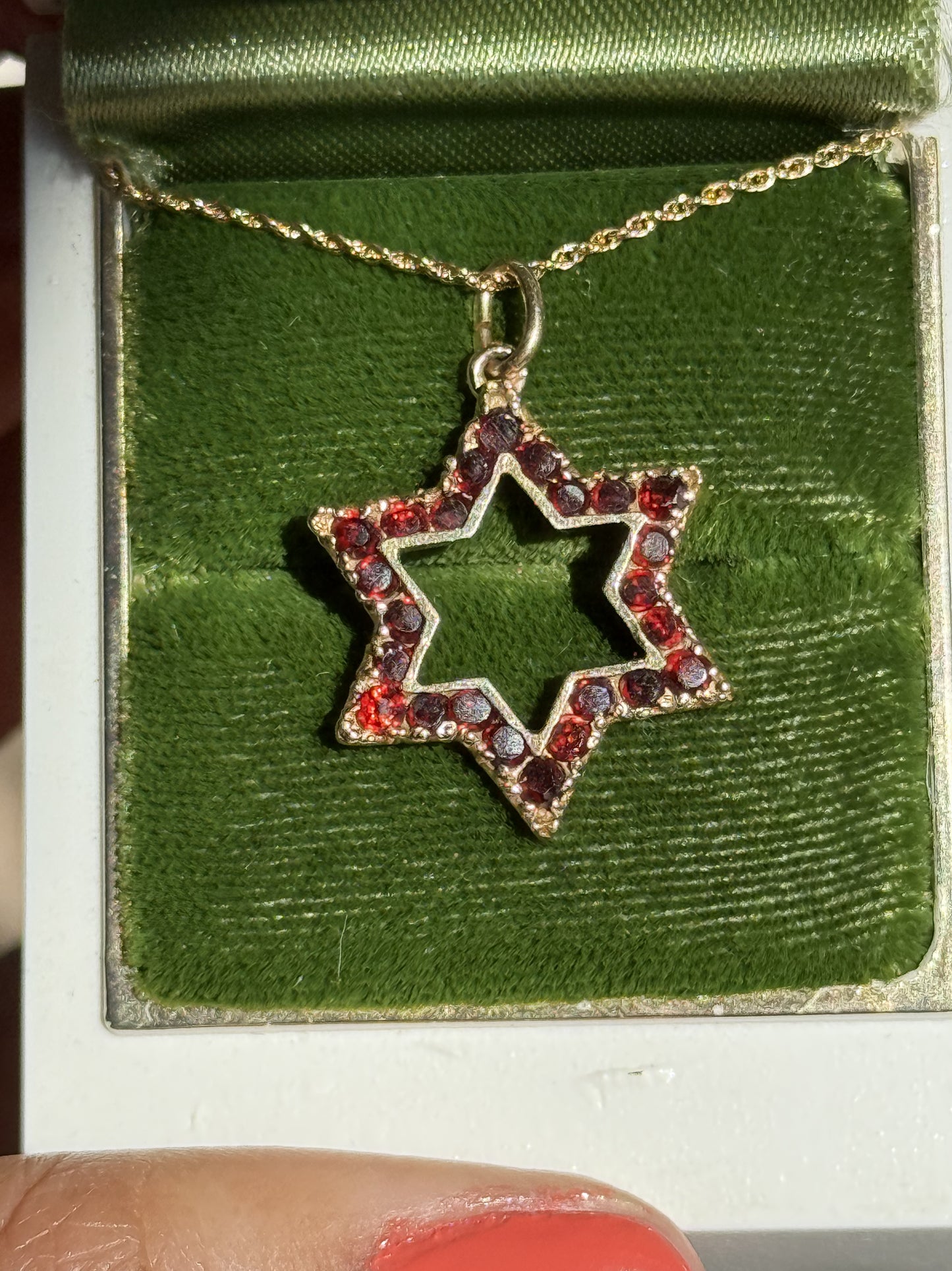 14k Gold Vintage Garnet Star of David Pendant (NO CHAIN)