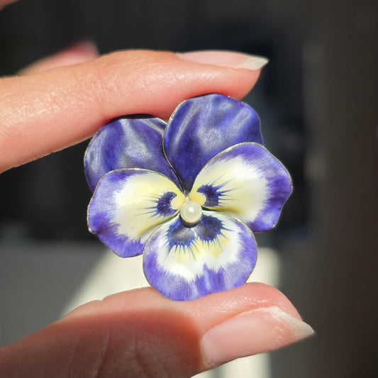Stunning Vintage Purple Enamel and Pearl Pansy Solid 14k Gold Brooch / Pin (NO CHAIN)