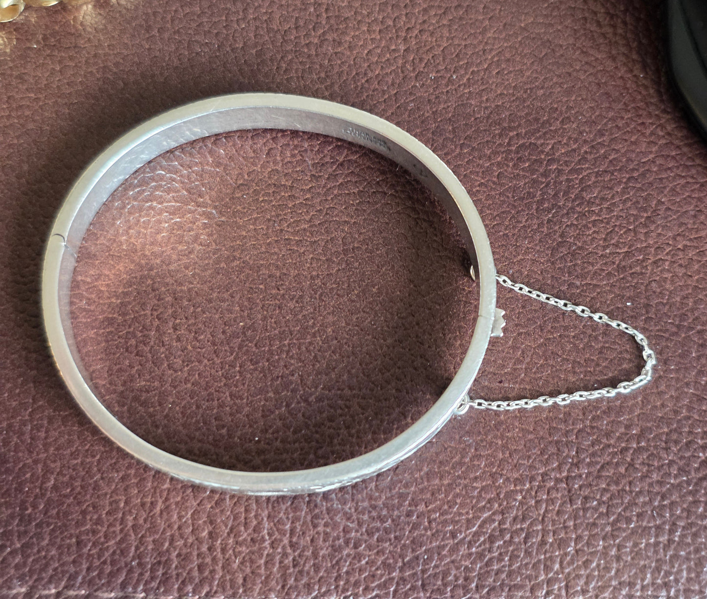 Sterling Silver Vintage Floral Etched Bangle Bracelet 6.75"