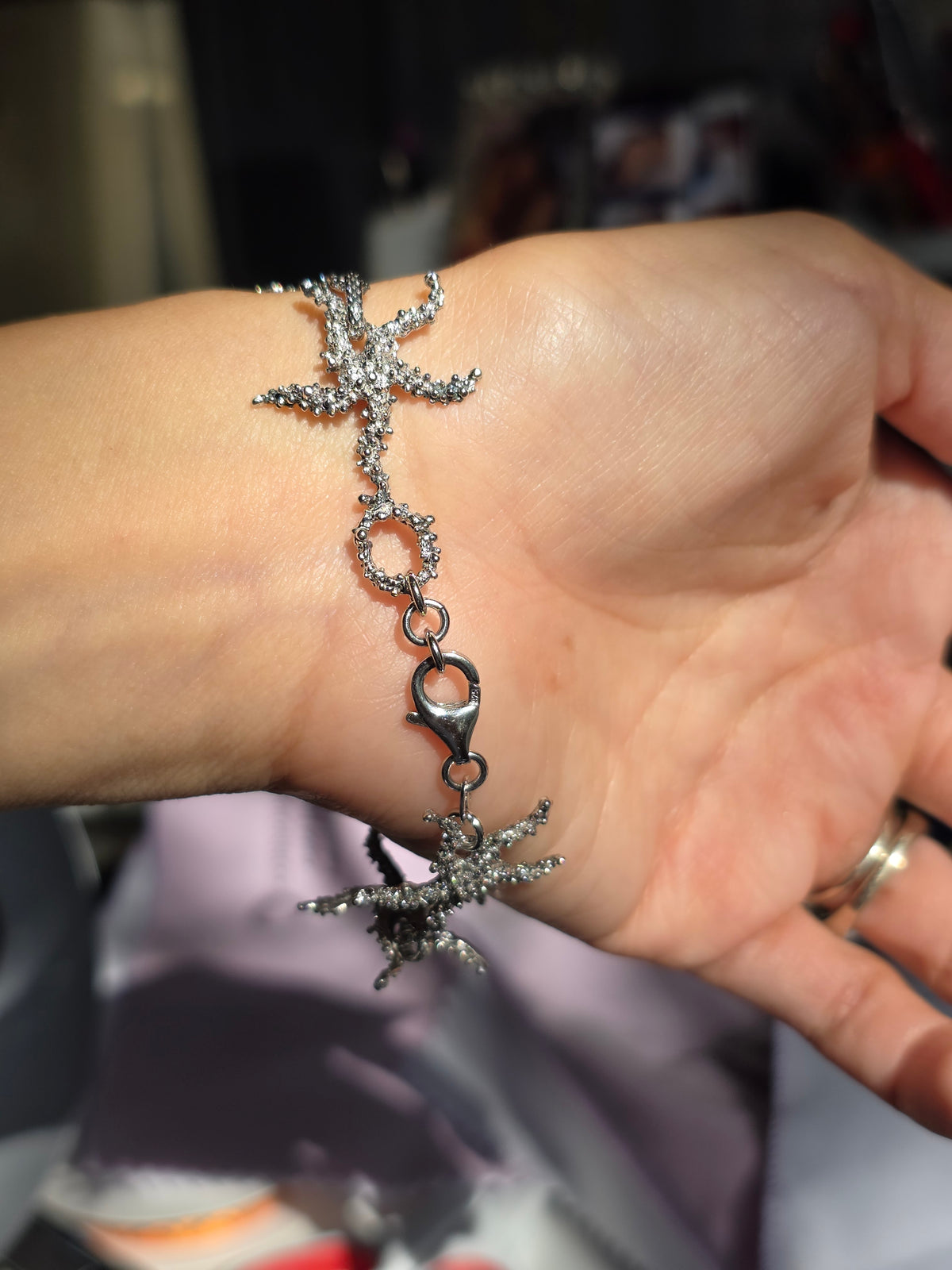 Gorgeous Italian Sterling Silver Solid Textured Starfish Link Bracelet 7"