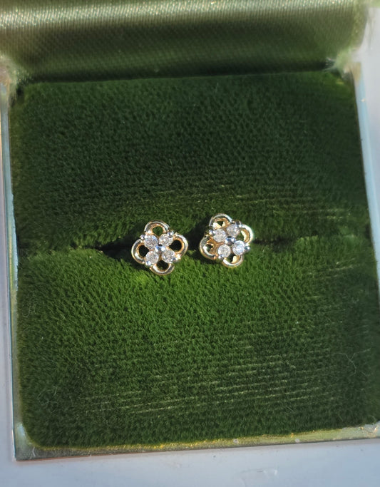 Adorable 10k Gold Dainty Diamond Cluster Quatrfoil Studs Earrings