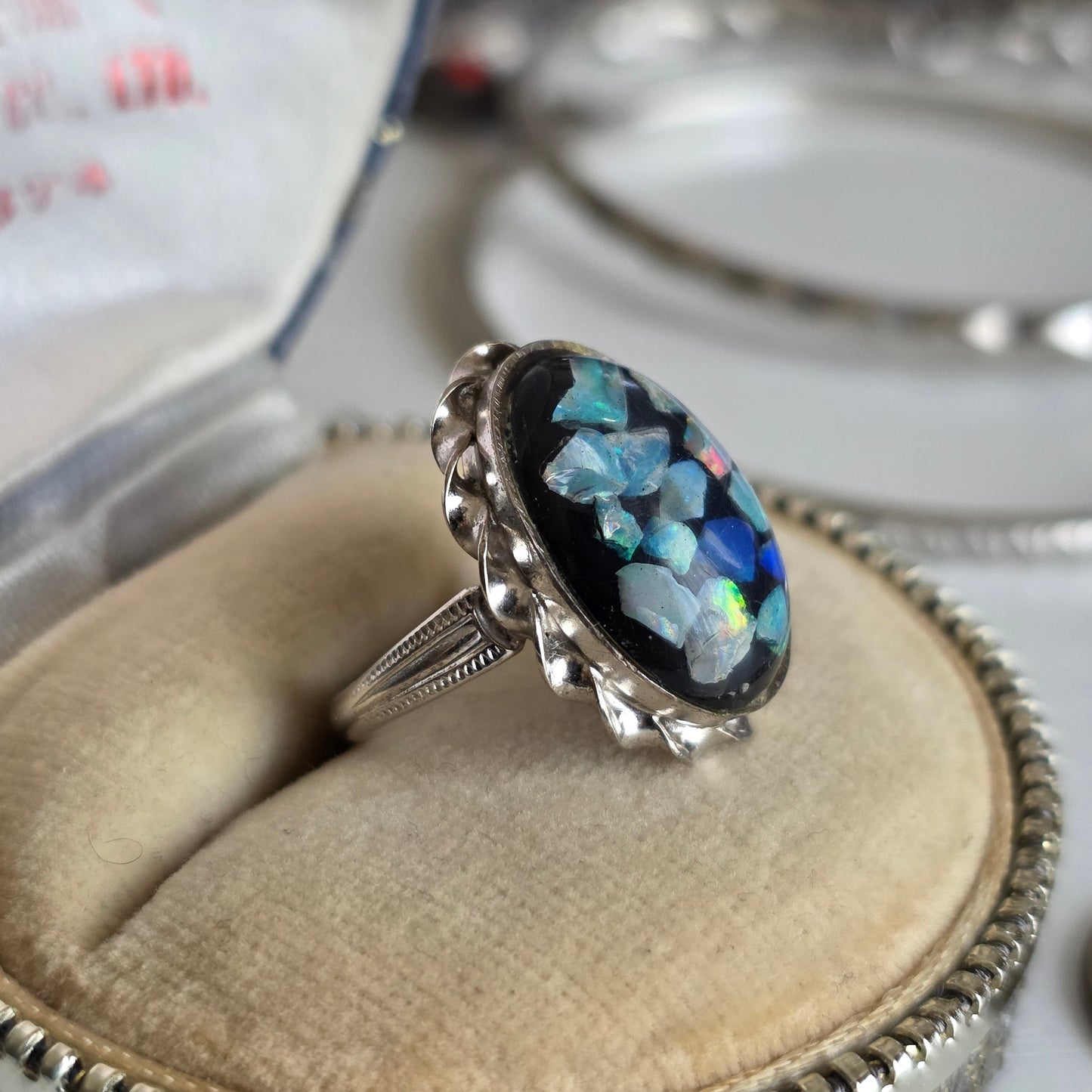 Pretty Sterling Silver Opal Mosaic Oval Statement Ring Size 4.5