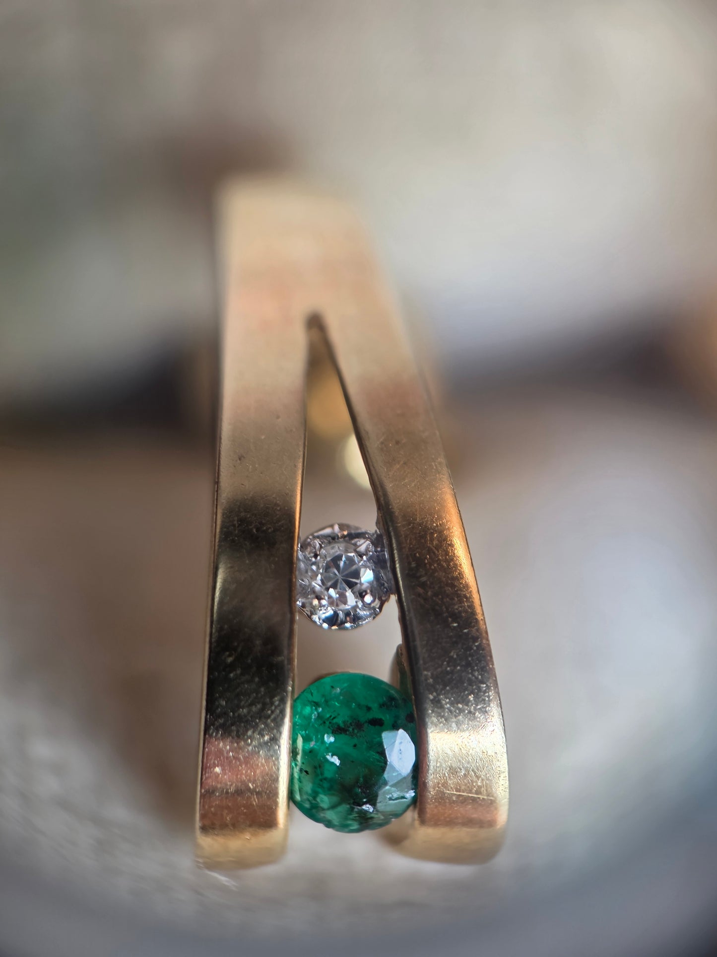 Unique 14k Gold Emerald & Diamond Tapered V Stud Earrings