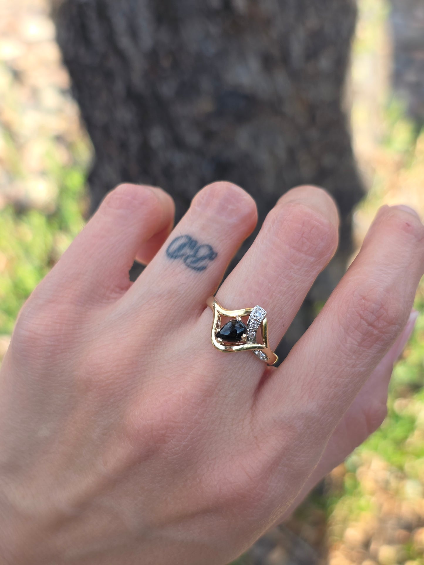 Awesome 14k Gold Black Onyx &  Diamond Modernist Ring Size 6.75