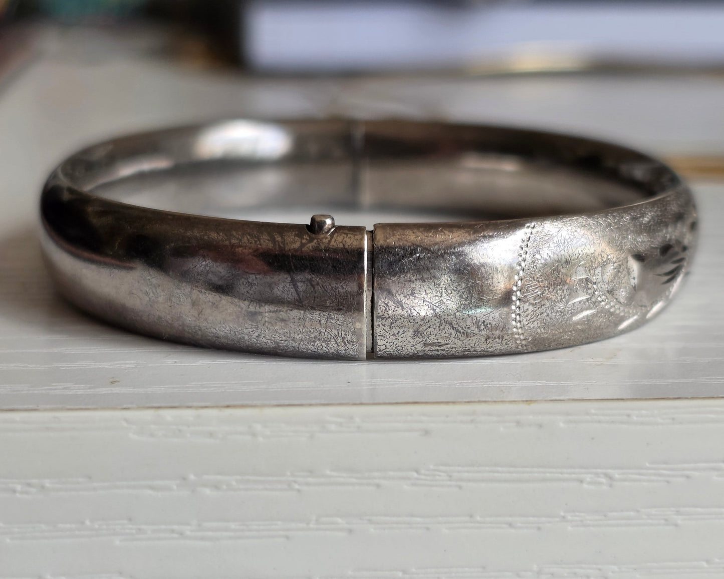 Beautiful Vintage Floral Etched Sterling Silver Bangle Bracelet 6.5"