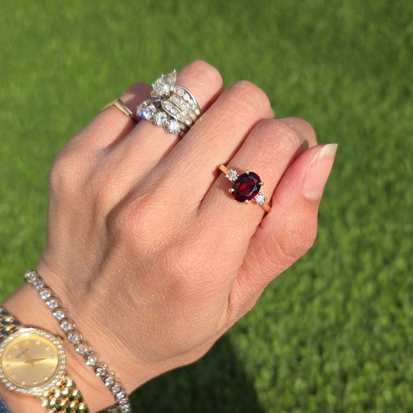 Beautiful 14k Gold Garnet and Diamond Ring Size 7.25 January & April Birthstones