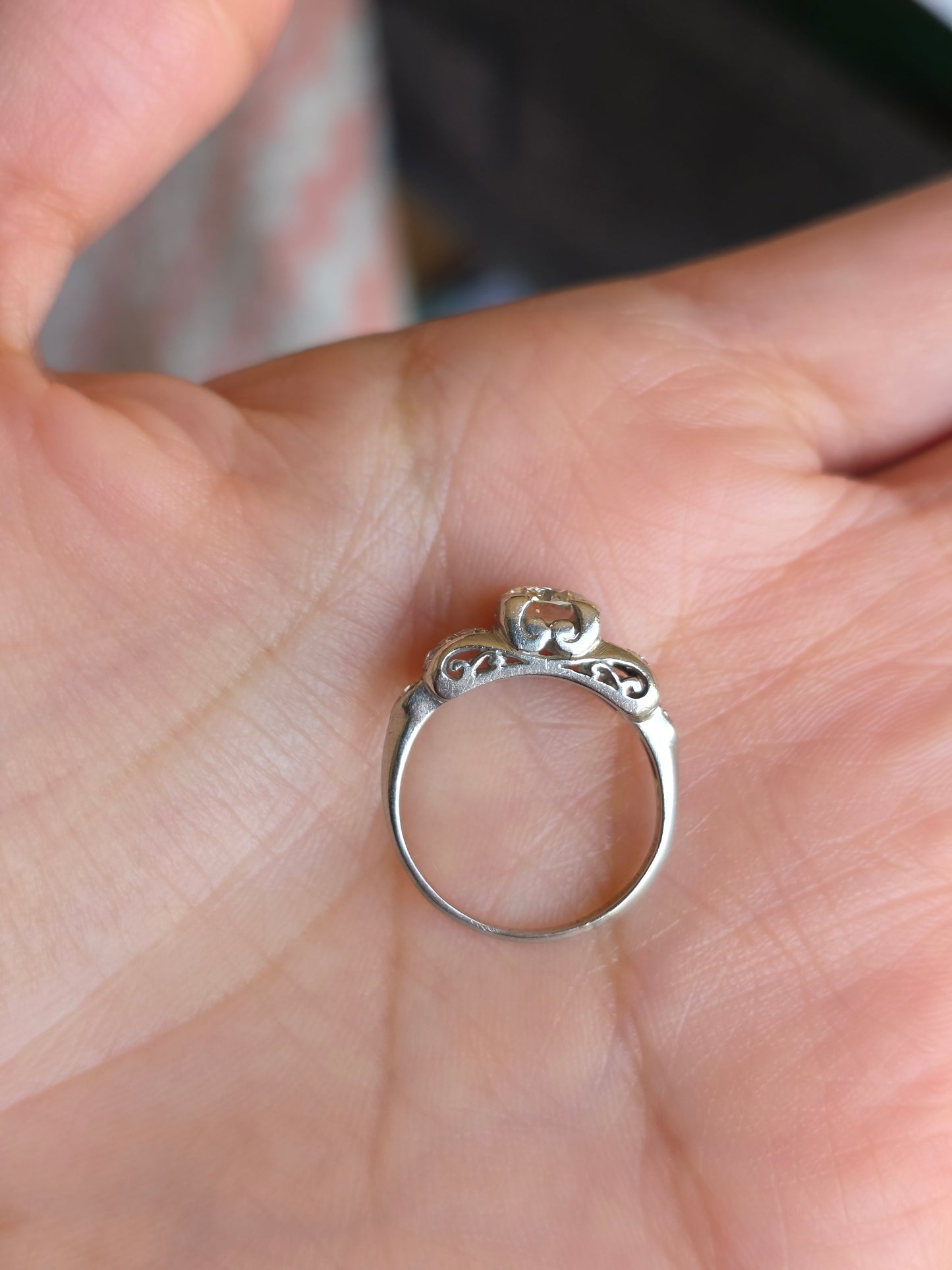 Stunning 1.0CTW OEC Art Deco Style Platinum Diamond Ring Size 4