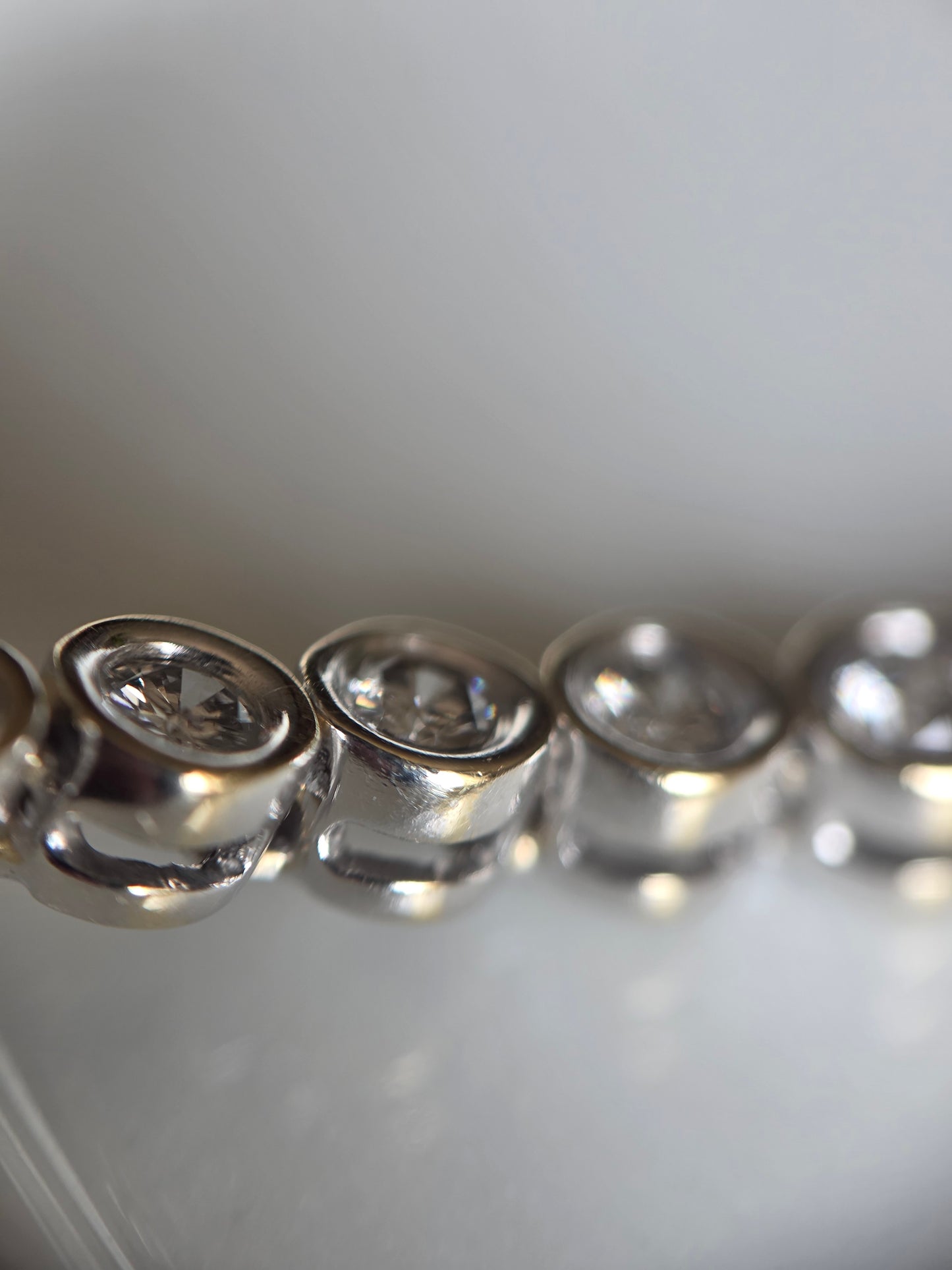 Gorgeous 4.50TCW Diamond Bezel Set 14k White Gold Solid Hefty Tennis Bracelet 7"