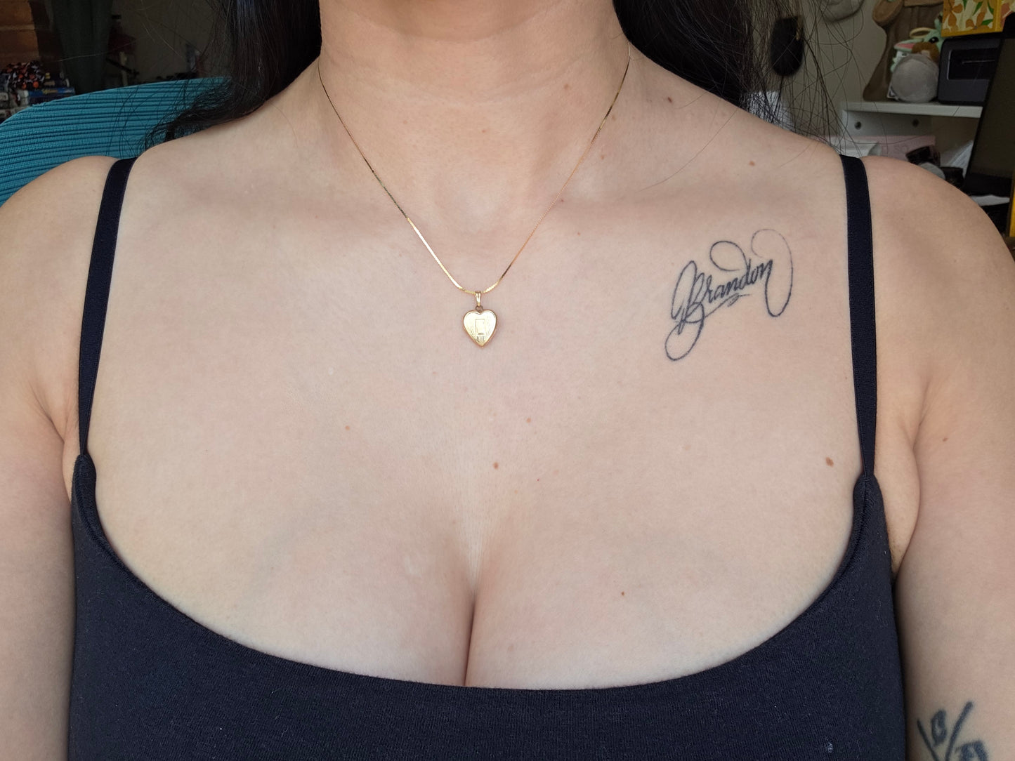 Pretty Vintage 10k Gold Heart Locket Pendant (NO CHAIN)