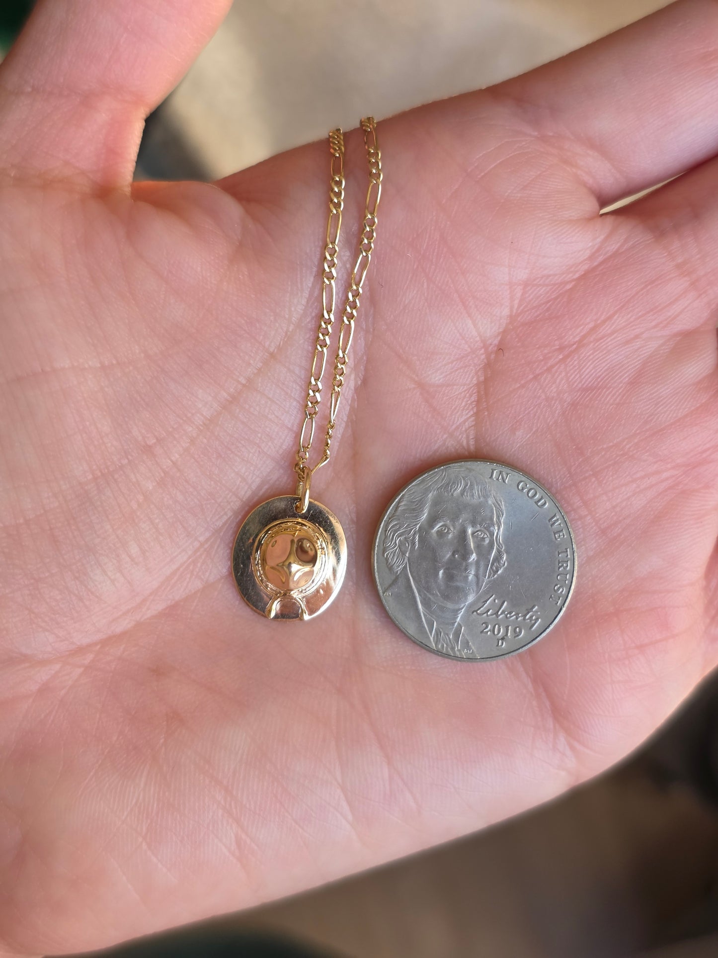 Awesome 3D 10k Gold Deputy Hat / Cowboys Hat Charm (NO CHAIN)