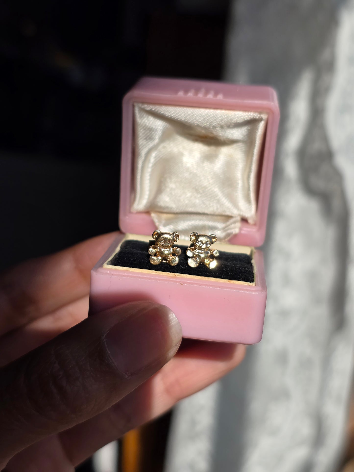 Pretty 14k Gold Teddy Bear Dainty Stud Earrings