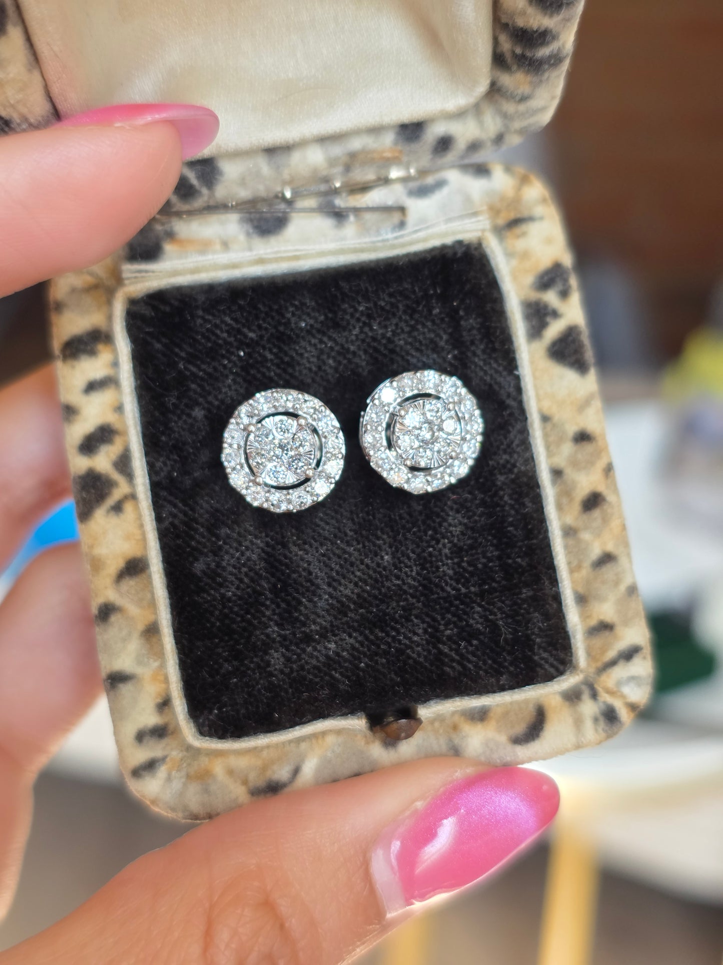 Gorgeous 10k White Gold Round Sparkling Diamond Cluster .68ctw Stud Earrings