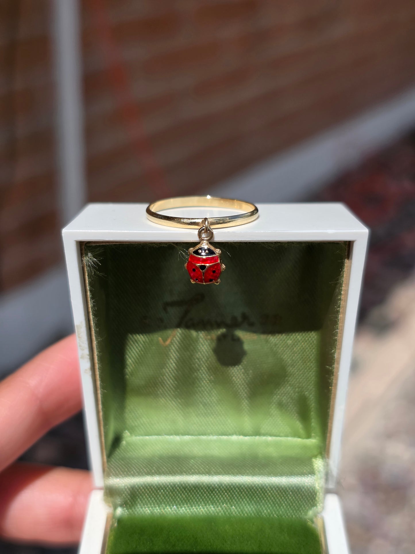 Adorable 10k Gold Italian Made Enamel Ladybug Charm Dangle Ring Size Size 7