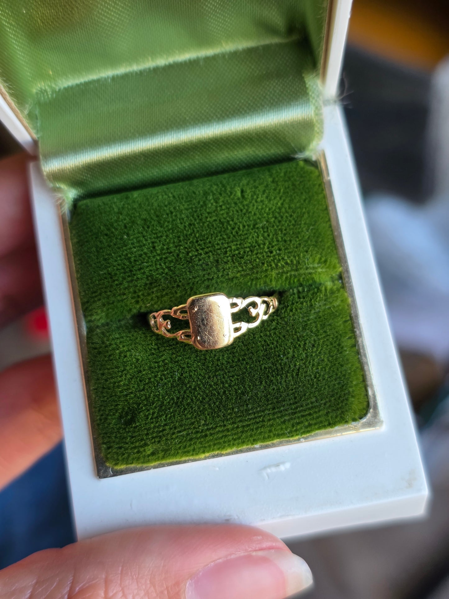 Pretty 10k Gold Blank Signet Ring Size 6.5