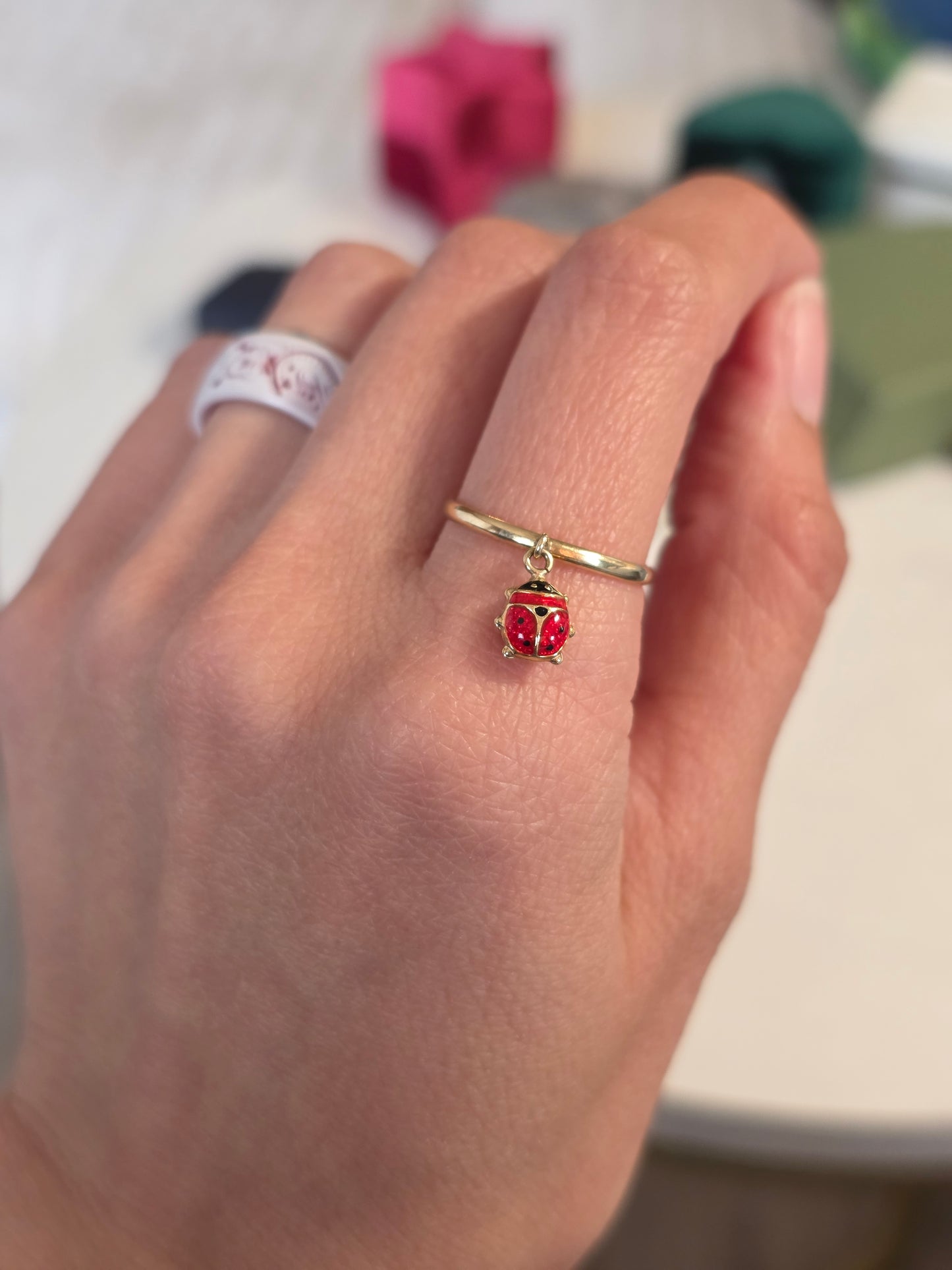 Adorable 10k Gold Italian Made Enamel Ladybug Charm Dangle Ring Size Size 7