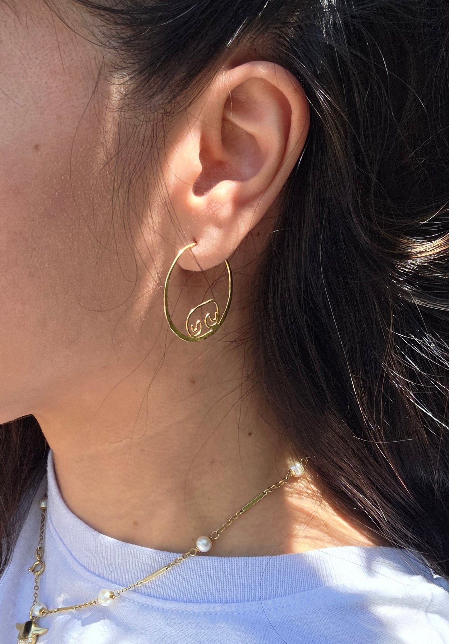 Awesome 18k Yellow Gold Hammered Flat Hoops Earrings