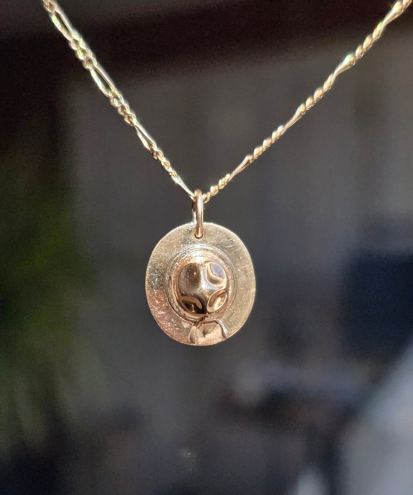 Awesome 3D 10k Gold Deputy Hat / Cowboys Hat Charm (NO CHAIN)