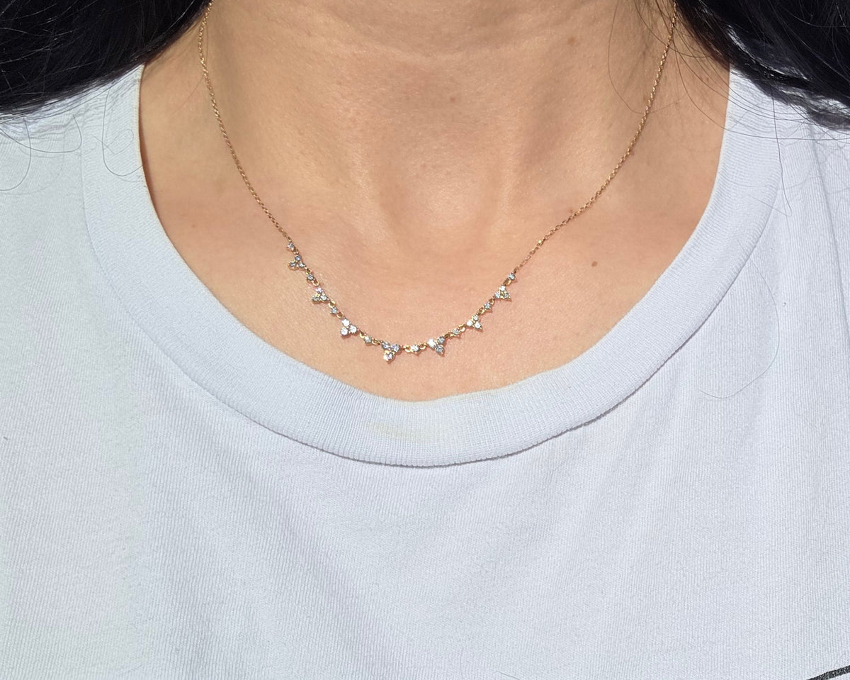 Gorgeous 10k Gold Dainty .40CTW Trefoil Diamond Station Necklace Adjustable Length 16"/17"/18"
