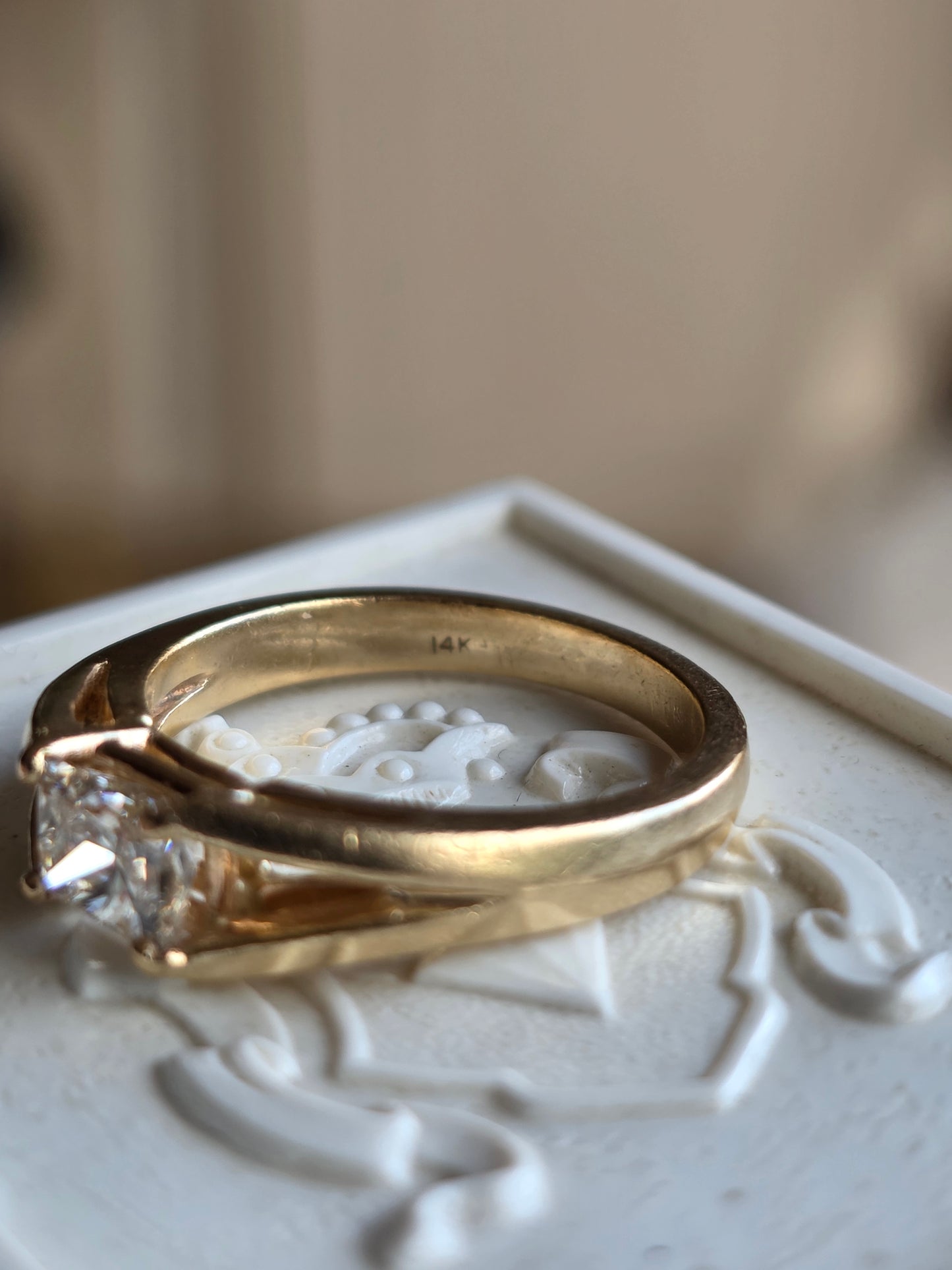 Beautiful 14k Gold East West Style 1/3ct Emerald Cut Diamond Ring Size 5.5