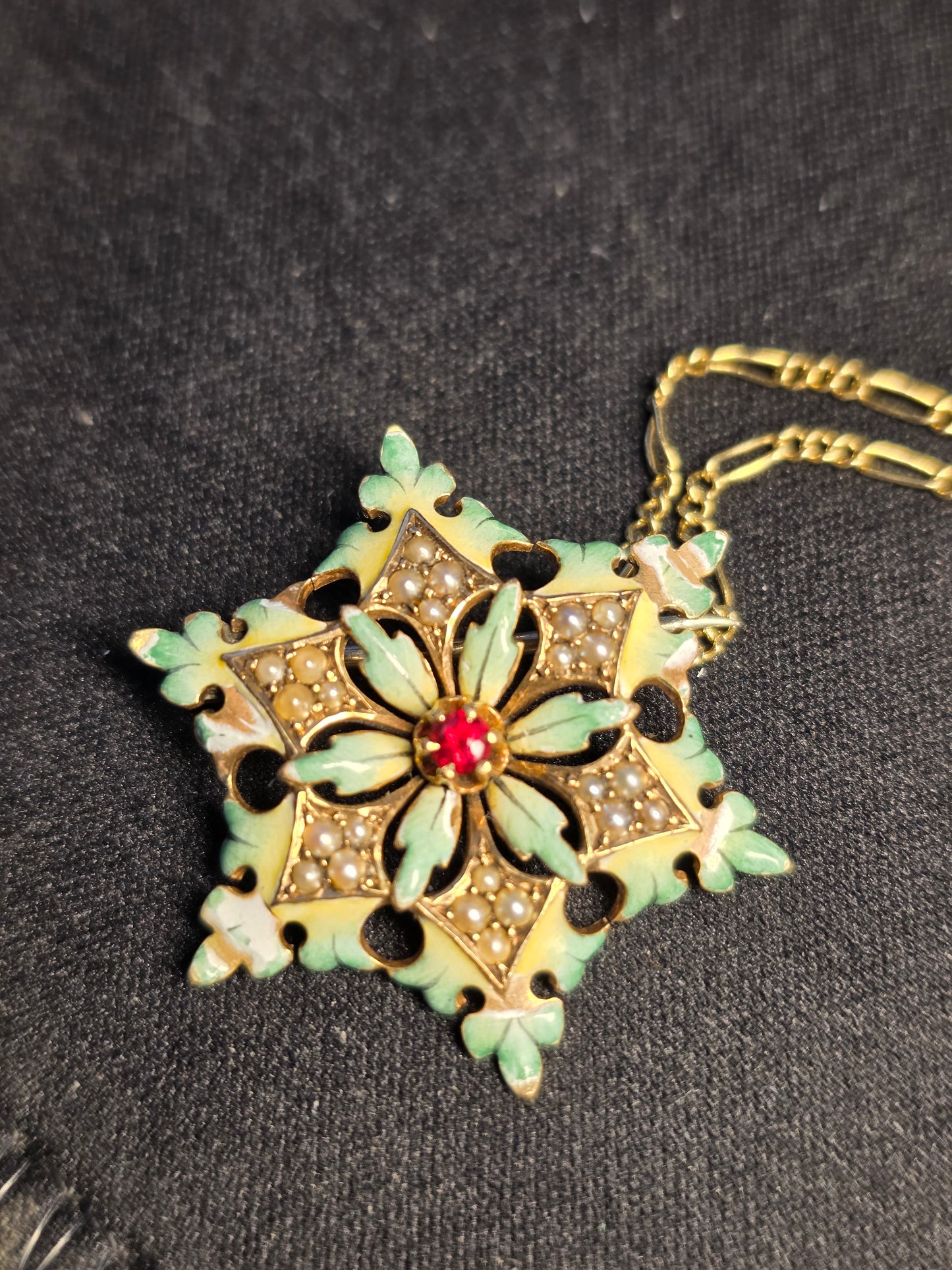 Pretty 10k Gold Enamel Seed Pearl and Garnet Star Brooch (NO CHAIN)
